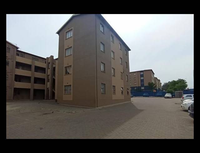 2 BEDROOM APARTMENT FOR SALE IN FLEURHOF